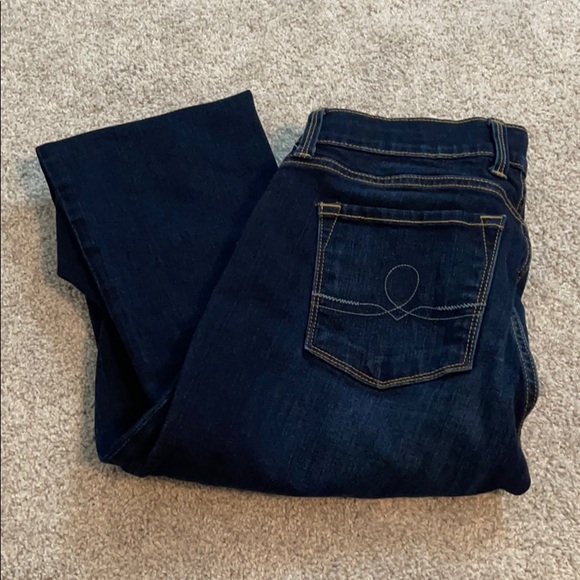 Lucky Brand Denim - Lucky Jeans 🍀